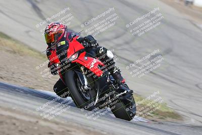 media/Nov-26-2023-TrackDaz (Sun) [[64ad8cfd8f]]/Mock Race/Outside Grapevine/